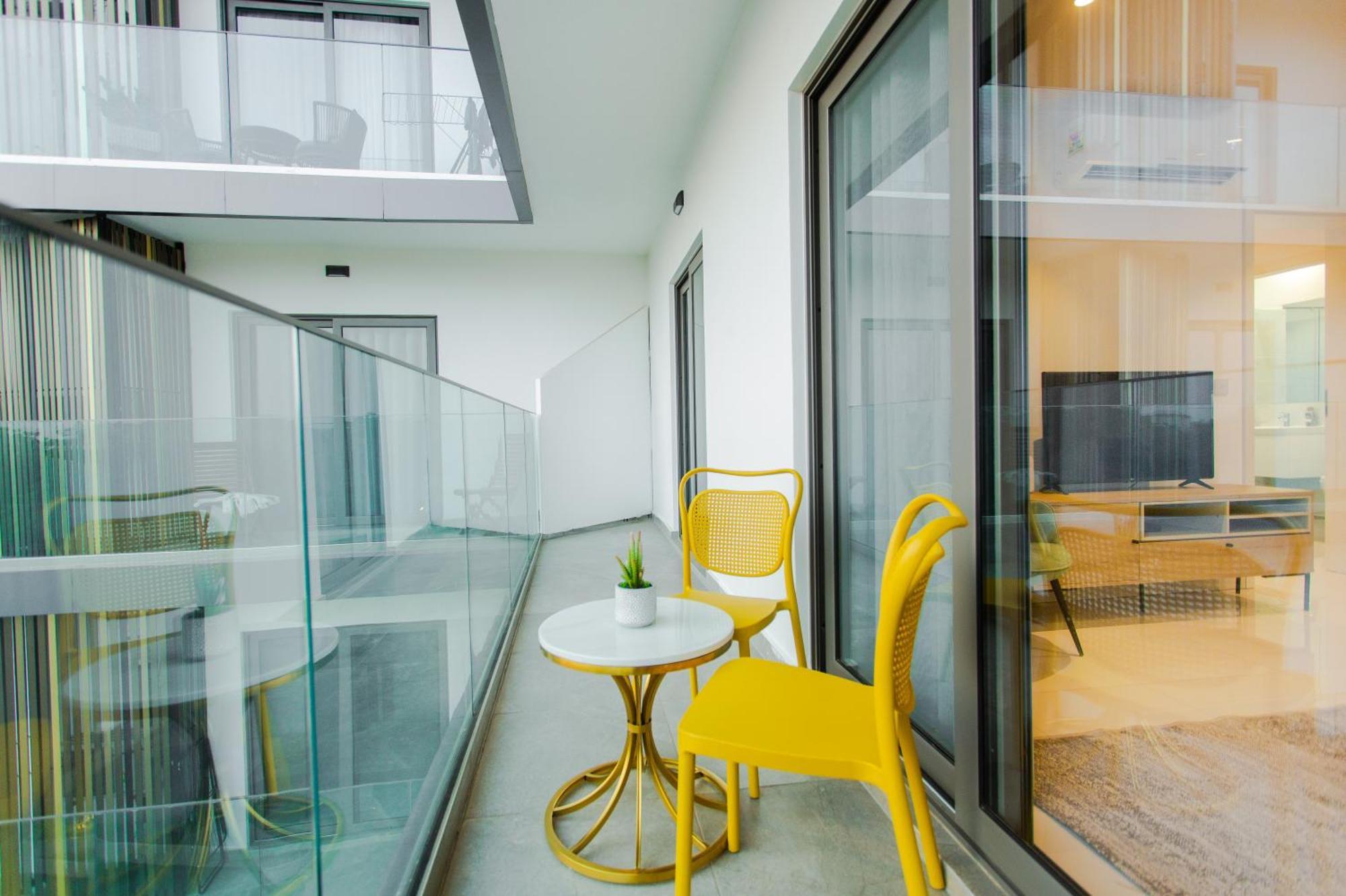 Accra Luxury Apartments @ The Lennox Exterior photo